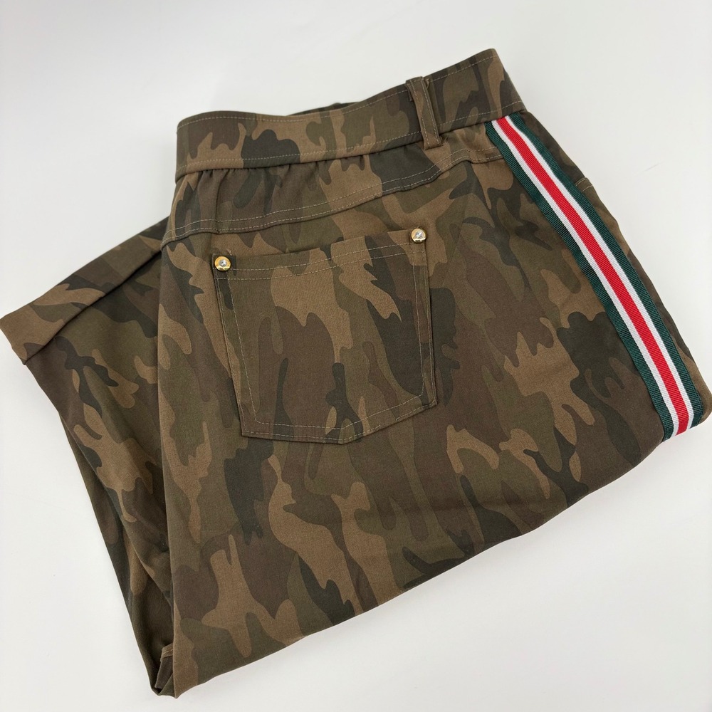 Thrill Camo Side Stripe Bermuda Shorts‎ Size 3X Green Camouflage Stretch